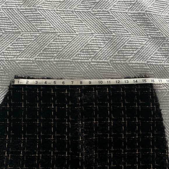 J. McLaughlin Elm Pencil Skirt, Black and Gold Tweed Metallic - Picture 5 of 7
